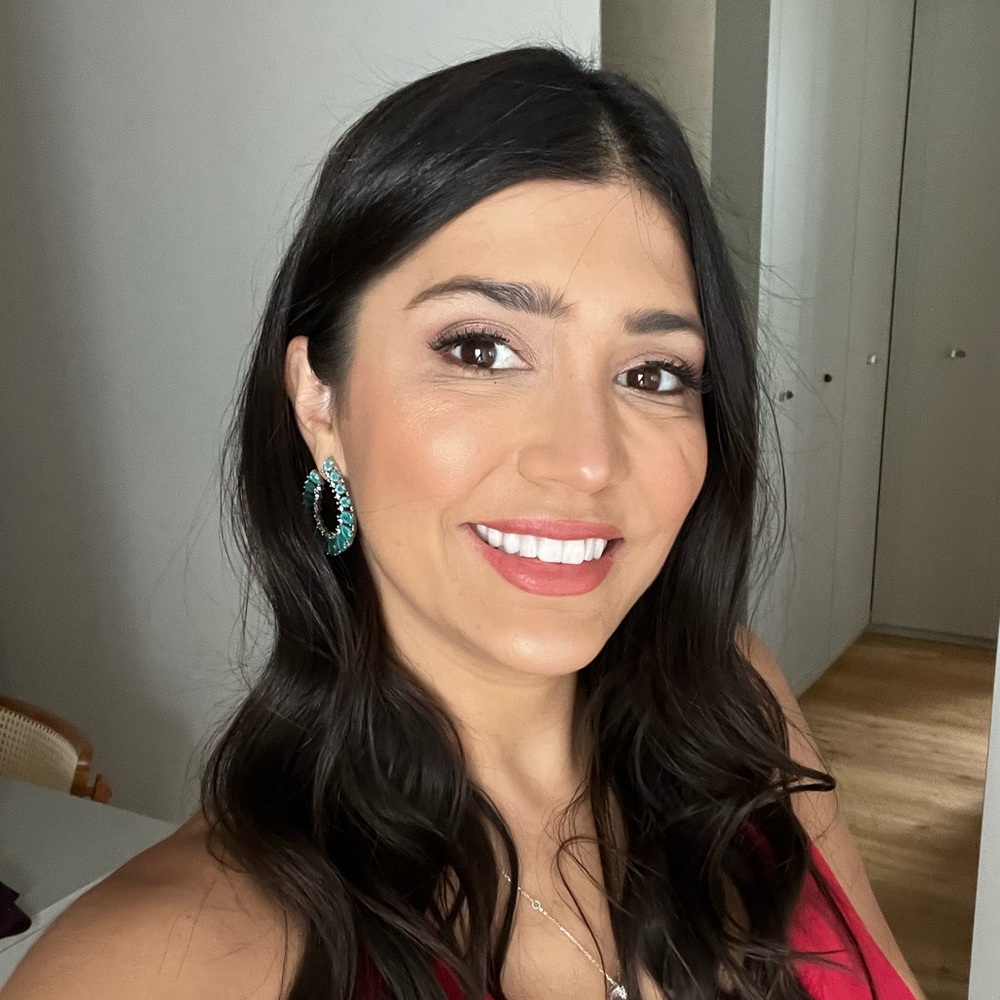 Meet your Posher, Andreia
